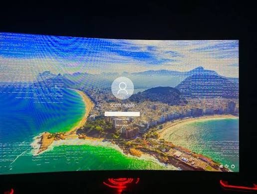  Visual artifacts on screen